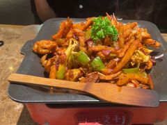 -炭舍干锅·烤鱼(扬名广场店)