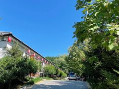 -大连步云山老汤度假山庄