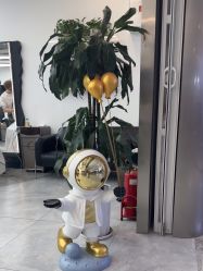 -ON STAR SALON