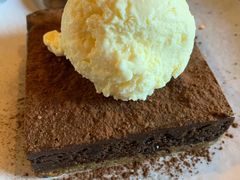 布朗尼巧克力蛋糕-SMOKI & CO(五大道店)