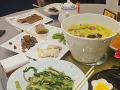 -银都上海菜馆(粤海东路店)