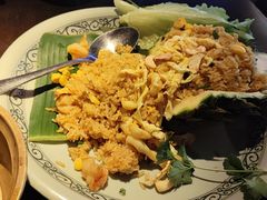 -大头虾越式风味餐厅(光明广场店)