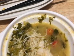 -南城香·饭香串香馄饨香(青年路店)