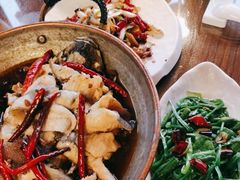 -隔壁老王·家常云南菜(花巷店)