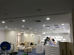 -优视力蔡司眼镜验配中心(越秀城市广场奥莱店)