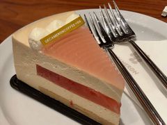 蜜桃伯爵慕斯蛋糕-DECAMERON十日谈(卓悦汇店)