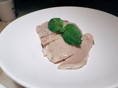 -吴越荣记苏州菜·松鼠桂鱼100%活鱼现做(月光码头店)