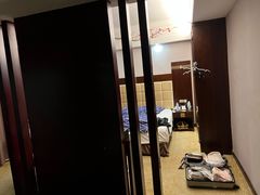 -金皇国际大酒店(桂林两江四湖火车站店)