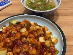 -西部马华清真兰州牛肉面·烧烤夜市(关东店)