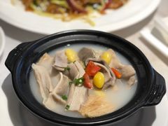 -景月阁空中食府(希尔顿酒店)