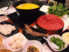 -鲜入围煮花胶鸡海鲜火锅