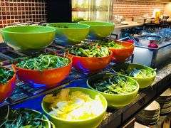 自助取餐区-金海湾自助餐厅(金陵饭店)