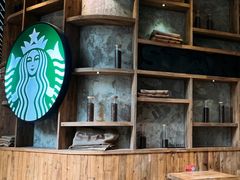 -星巴克臻选(湖滨道店)