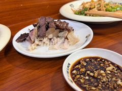 -何永光123鲜牛肉馆(1号店)