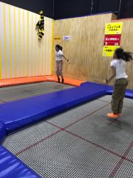 -蹦贝运动中心·蹦床·攀岩·闯关(龙岗店)