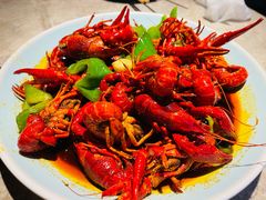 -沪小胖小龙虾(淮海中路旗舰店)