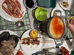 -金马门国际美食百汇(珞喻路店)