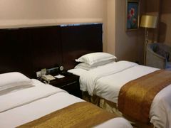 -龙岩东方凯悦商务酒店(国际美食城店)