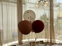 -Mark&Mars Restaurant