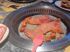 -阪尚皇·原切牛排·烤肉火锅自助(北京路店)