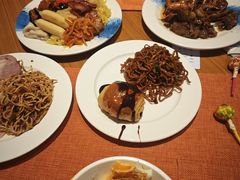 -亚龙湾希尔顿自助餐厅·海鲜·烧烤·沙滩BBQ·现场乐队