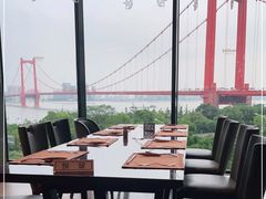 靠窗位-武汉世茂希尔顿酒店·汇·全日餐厅