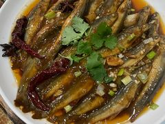 -红岩美食坊(伊春市伊春区)
