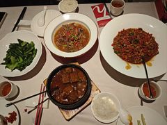 -千百味红餐厅·江西菜(绿地双子塔店)