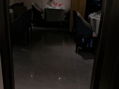 -有红鸡毛店·川菜(建设路店)