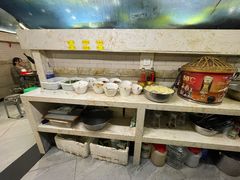 -洞亭火锅(防空洞总店)