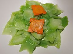 清炒芥菜胆-泓0871臻选云南菜·味庄