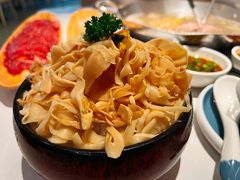 -左庭右院鲜牛肉火锅(金山万达店)