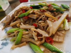 -下梅人家土菜馆(历史文化餐厅度假区店)