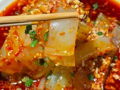 -半步颠小酒馆(繁花中心)