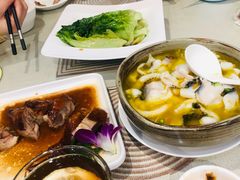 -鹅冠港式茶餐厅(来福士店)