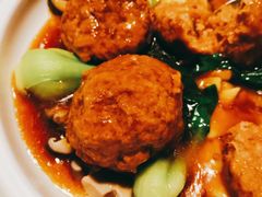 砂锅莲藕狮子头-渝信川菜(西单店)
