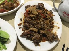 -南雄雄州土菜餐厅(粤北大厦店)