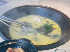 -陈大锅·岳阳鱼馆·地道岳阳菜(美食街店)