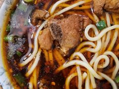 红烧牛肉面-素椒杂酱面(油篓街店)