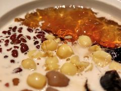 -RUXU入续糖水铺与包(卓悦中心店)