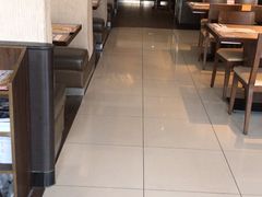 -必胜客(WOW南雄店)