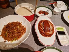 招牌香酥烤鸭-秀儿四九城·新京菜(亚运村鸟巢店)