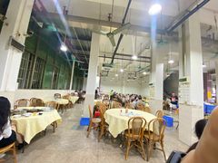 -标记美食新鲜猪杂(兴南大道店)