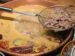 -洱火云南酸菜牛肉火锅(石景山当代商城店)