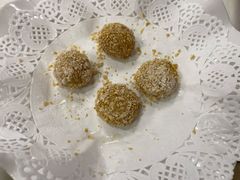 燕麦芝麻汤圆-品香菜馆(旗峰路中侨大厦店)
