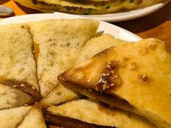 -大众跷脚牛肉馆·非遗传承单位(峨眉山店)