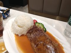 -香港新发烧腊茶餐厅(水围店)