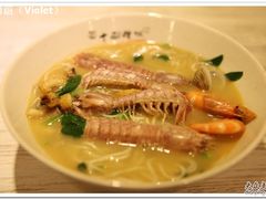 -十面欢腾·海鲜面·台式Bistro(长乐路店)