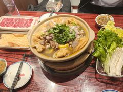 -沙胆彪炭炉牛杂煲(上海日月光广场店)