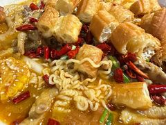 -香蟹煲·醉蟹牛蛙耙鸡爪